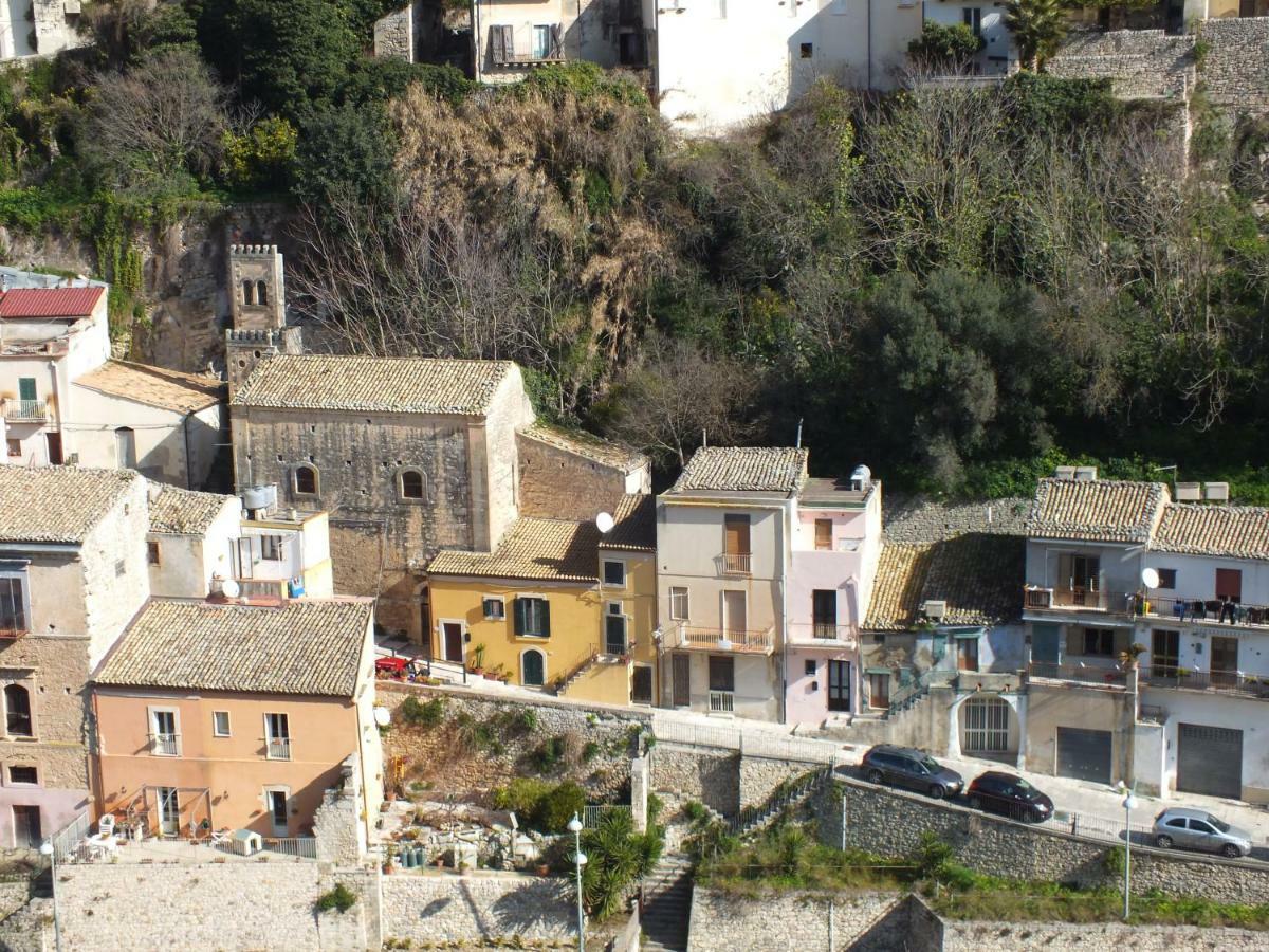 La Casa Di Sveva Apartment Ragusa Exterior photo